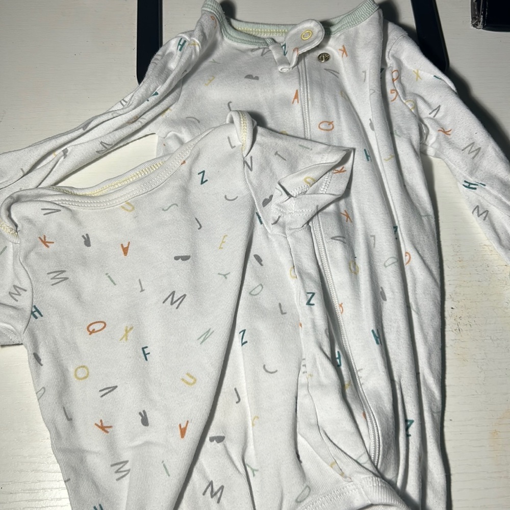 Baby set onesie and footie